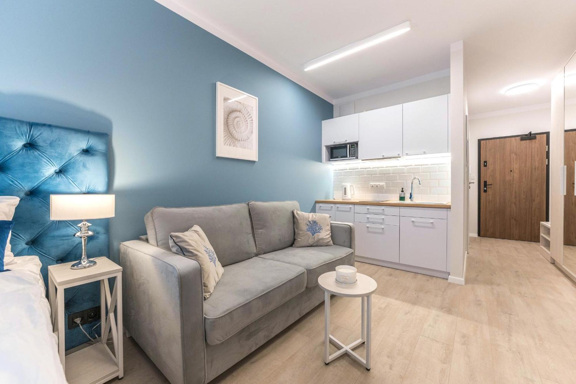 Glow Apartments, Slaska 12